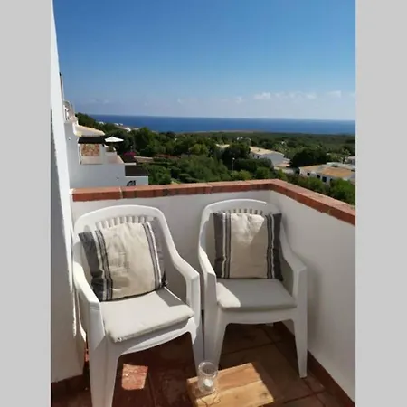 V. Lona: Beautiful Duplex With A Stunning Seaview
