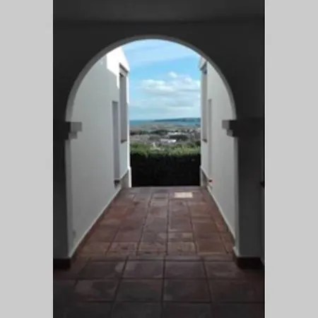 V. Lona: Beautiful Duplex With A Stunning Seaview דירה